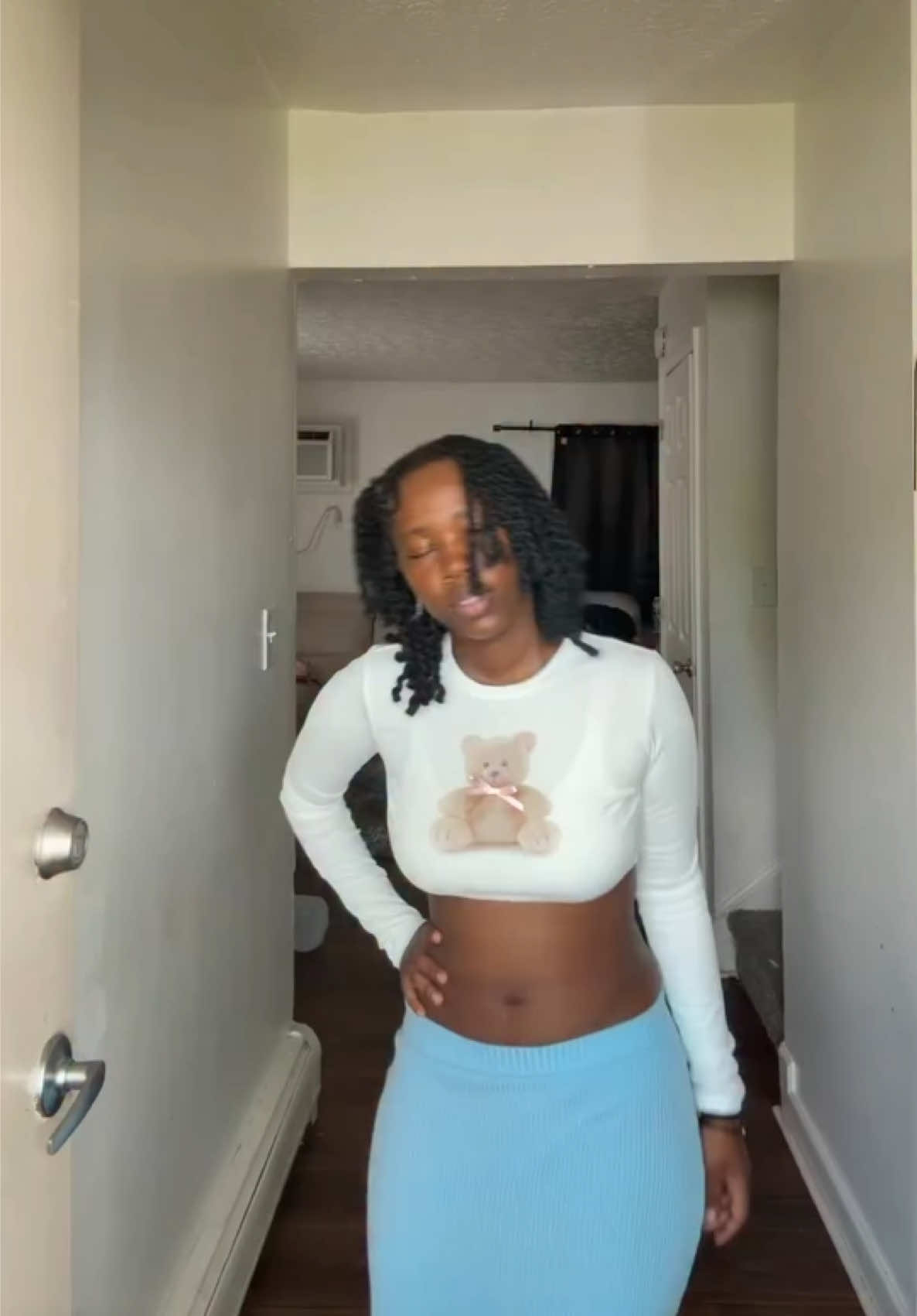 @Vanessa Daily Fashion 🦋🧜&zwj;♀️