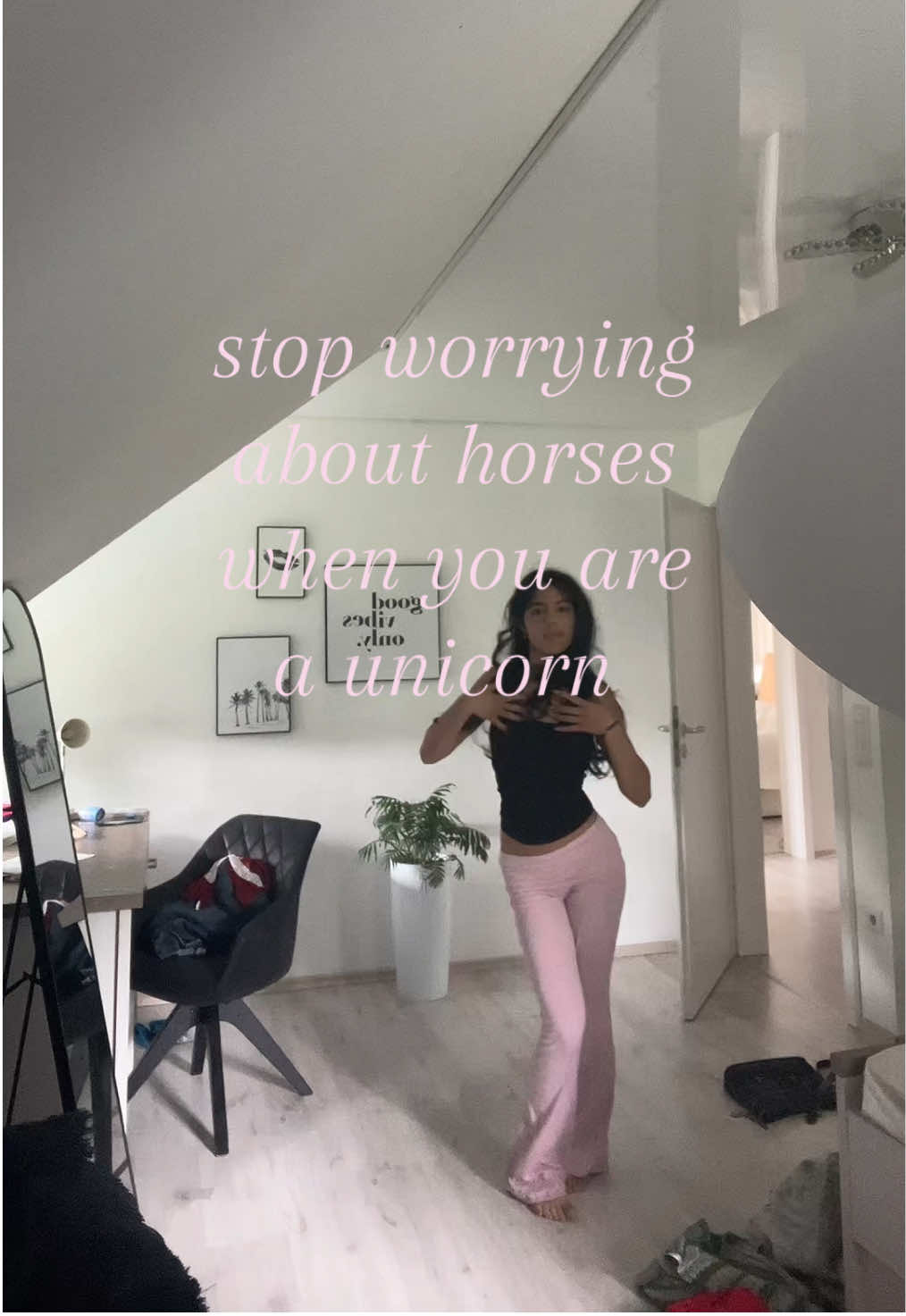 @kᥲ𝗋𝗈ᥣ𝗂ᥒᥲ