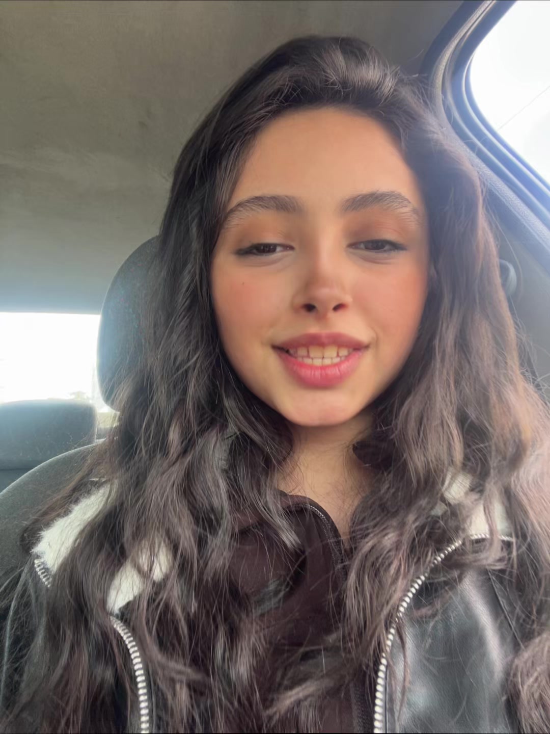 @sofia🦭🎀✨