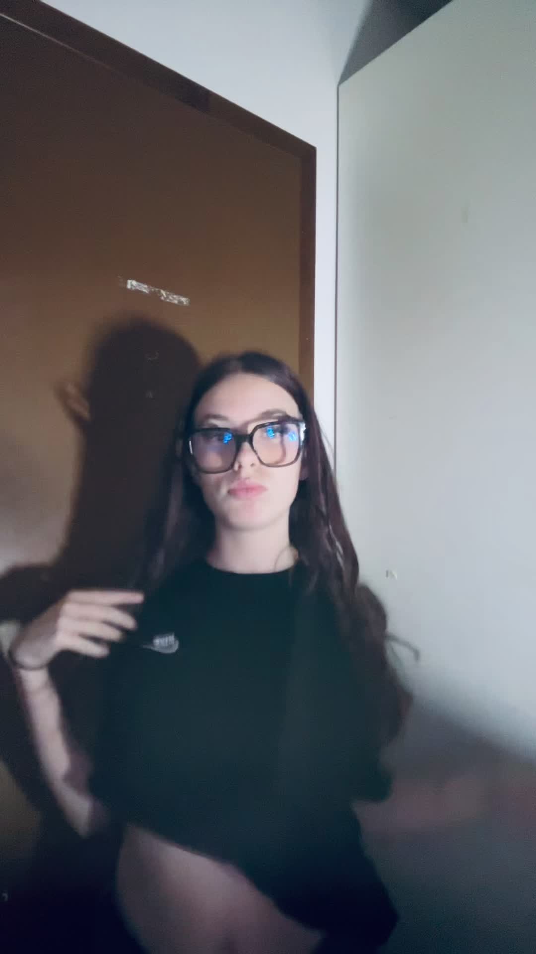 @𝟐𝟑