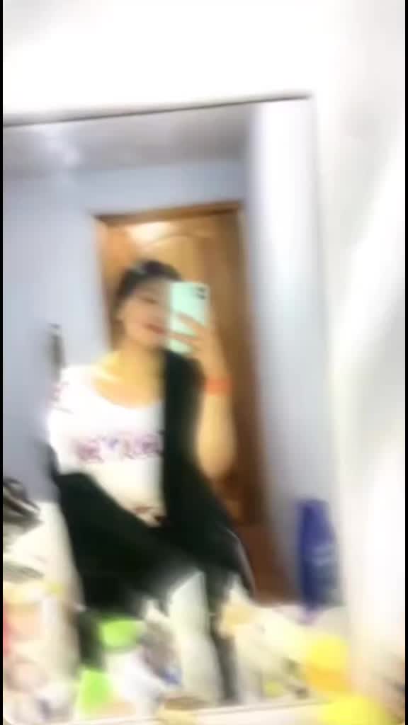 @nina_travez
