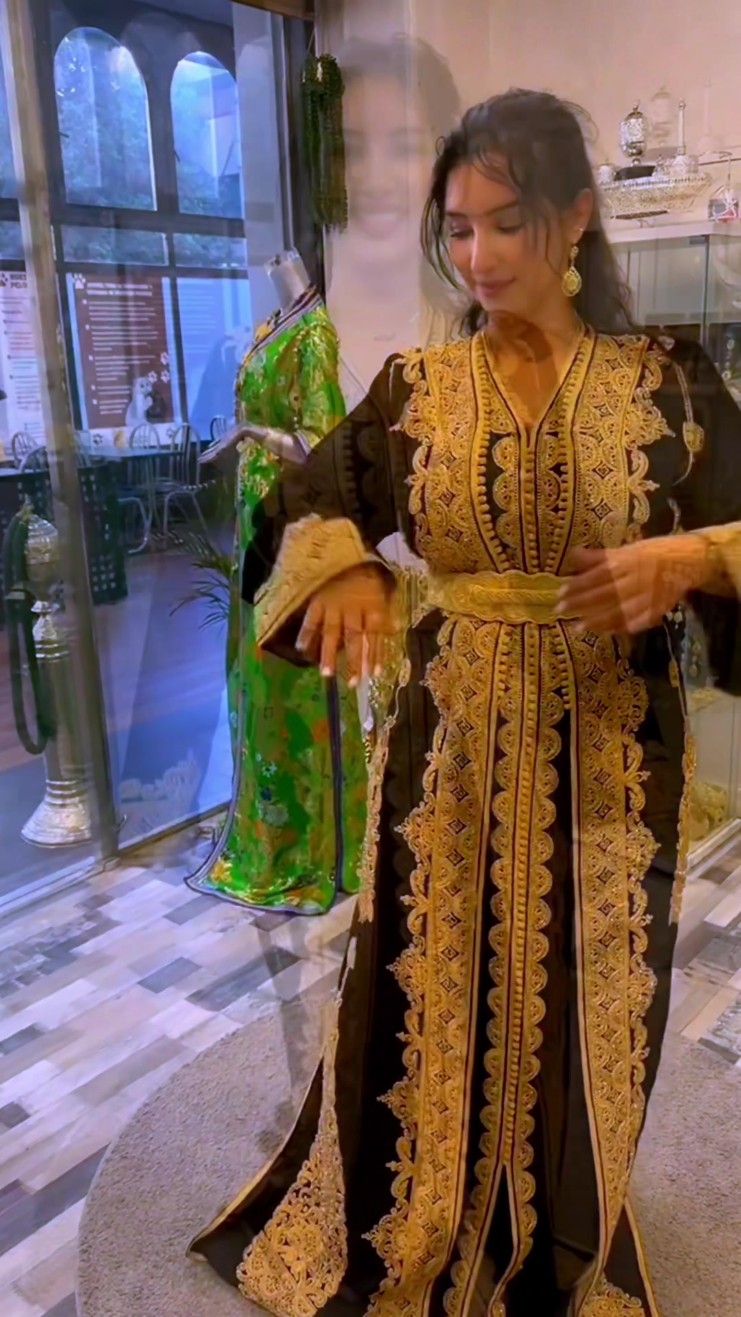 @JADE KAFTAN