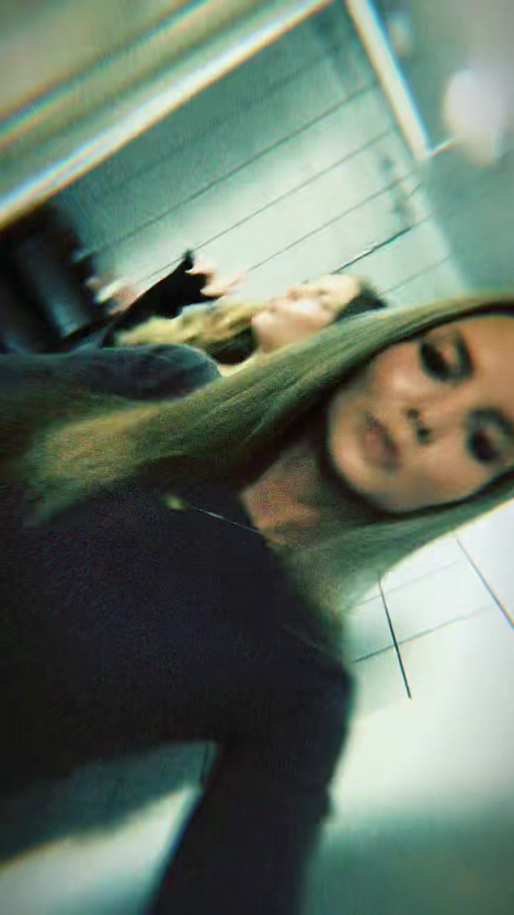 @Dellizen