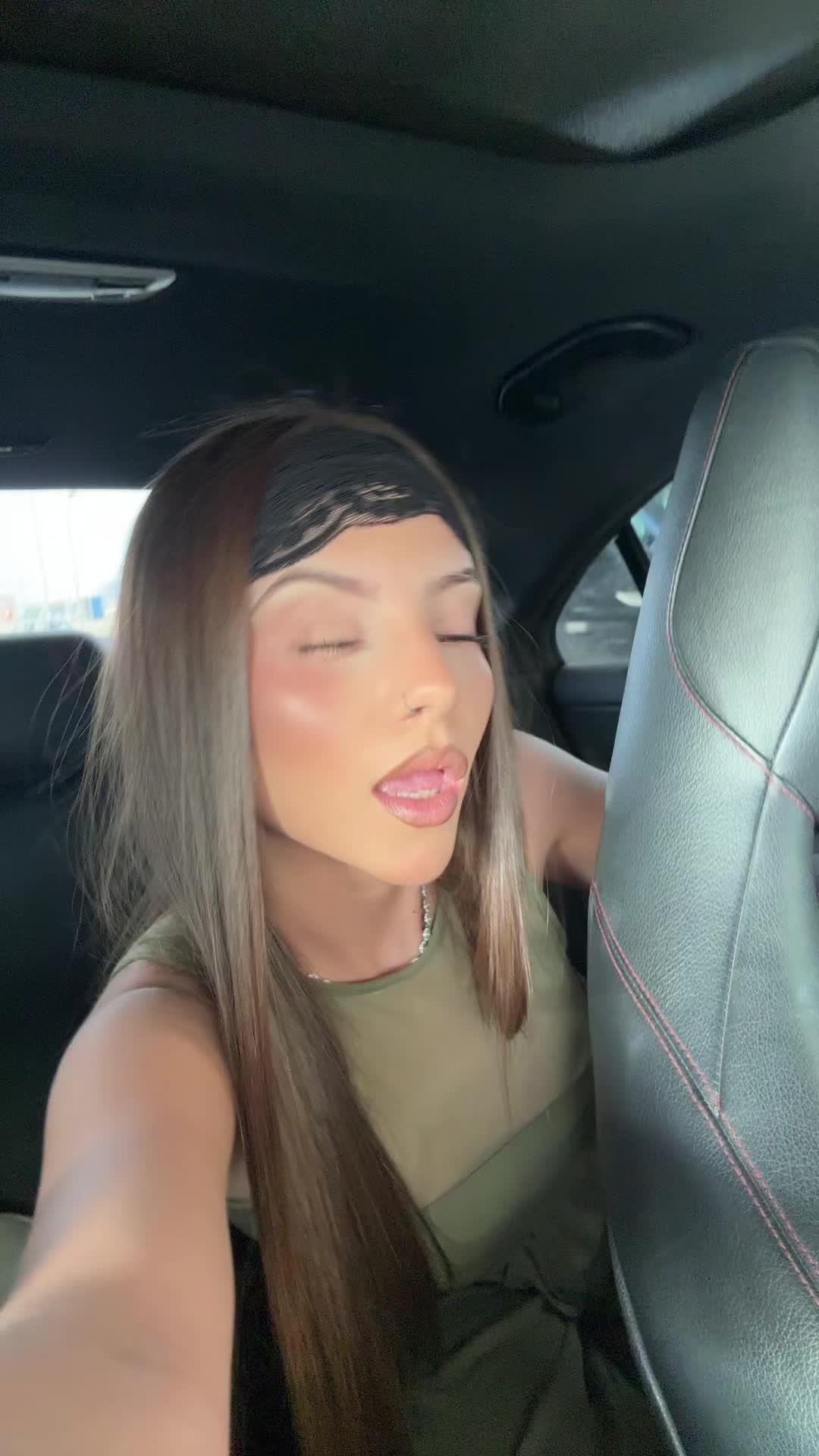 @𝘺𝘢𝘯𝘪𝘳𝘢 𝘨𝘢𝘻𝘲𝘶𝘦𝘻