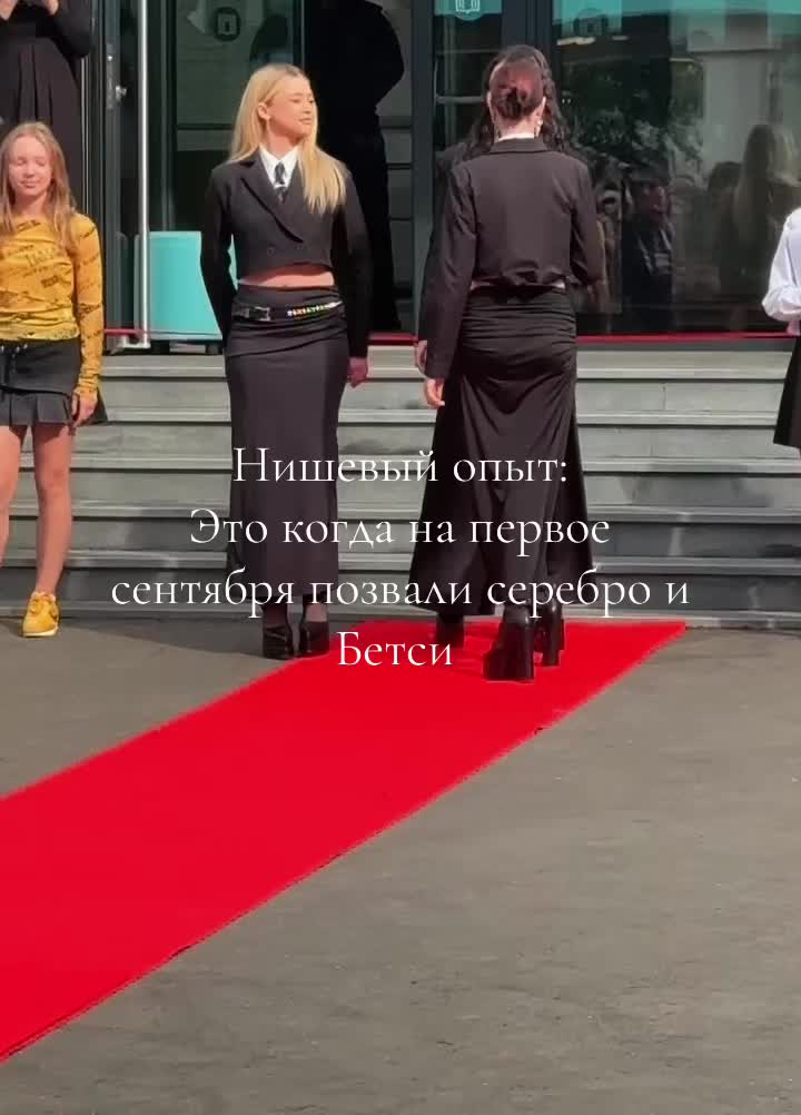 @_Lilumi_