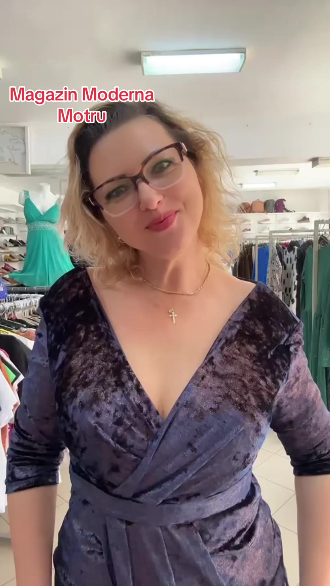 @Elena Ely
