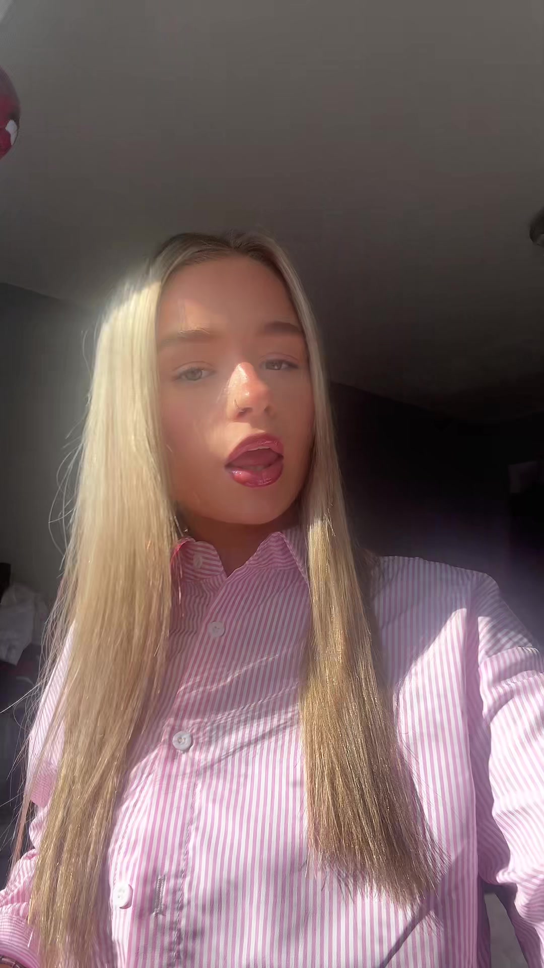 @lily