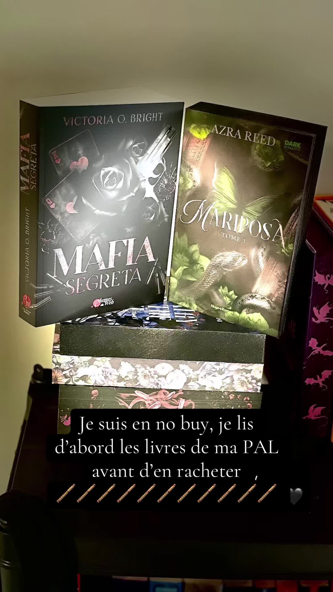 @📚 Julie_Books&Sun ☀️