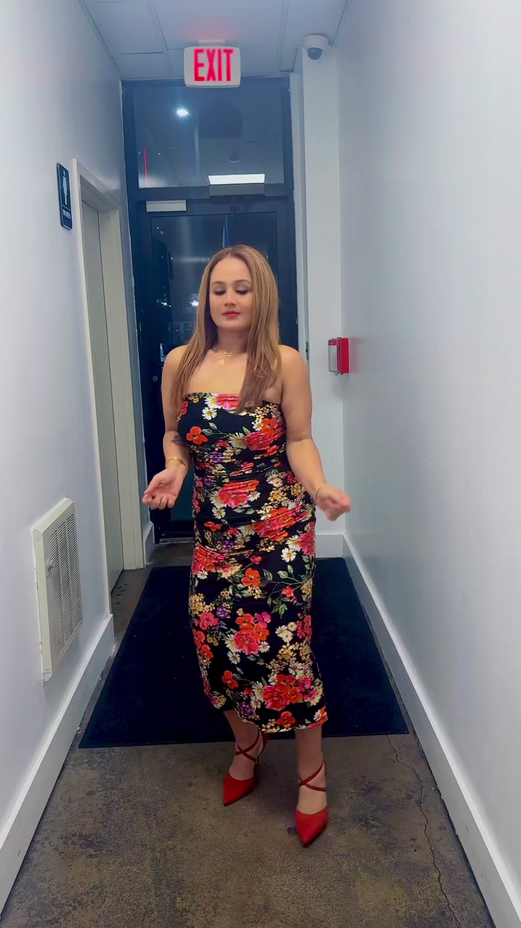 @Pukulu 🧚🏼&zwj;♀️👸 🧚🏼&zwj;♀️