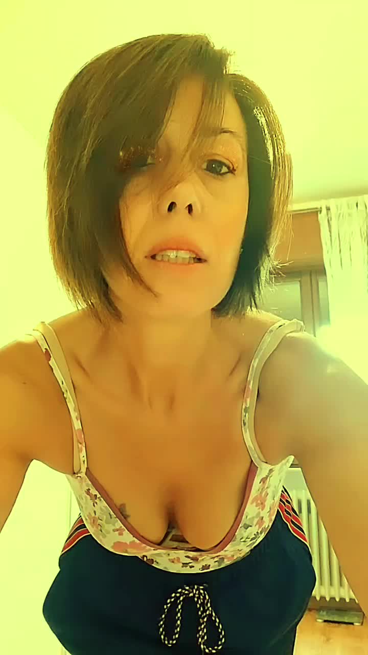 @Mony