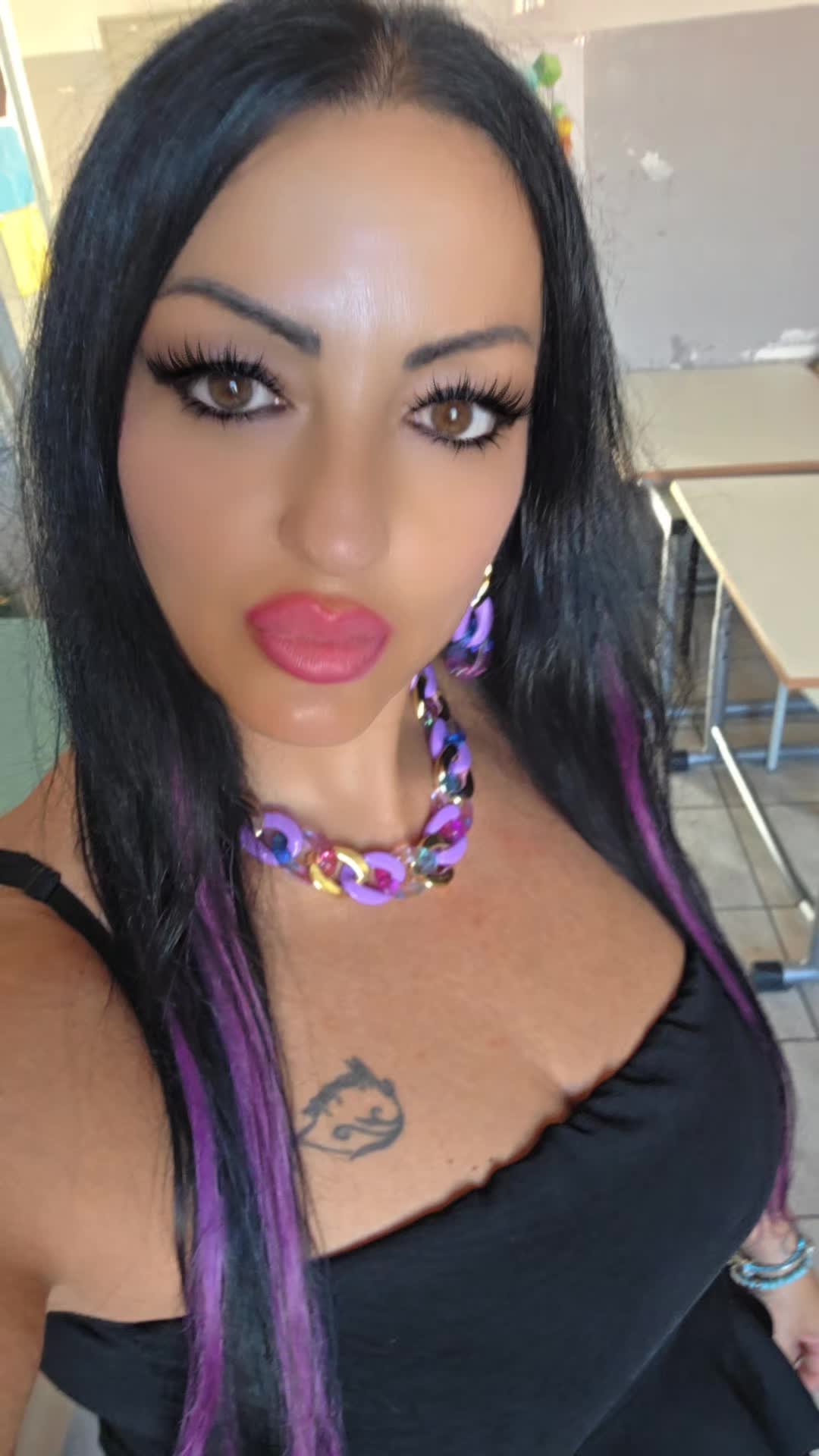 @Mary Scial&oacute;