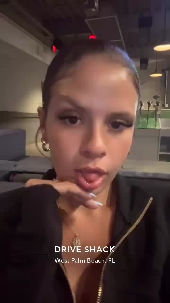@user35024785891
