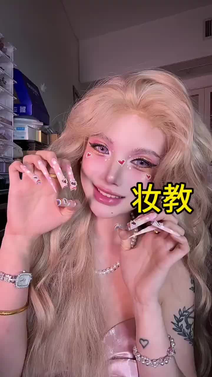 @Ahhui👩🏻&zwj;🦲