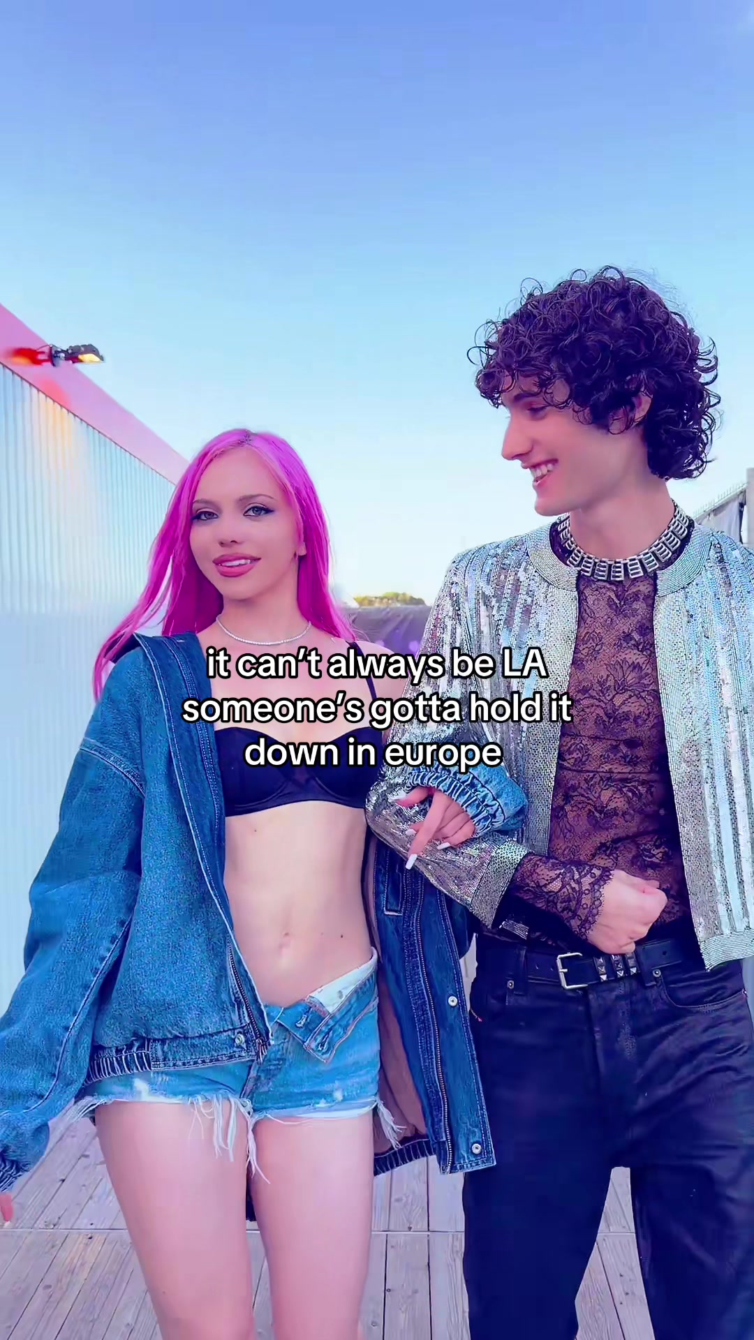 @sombr