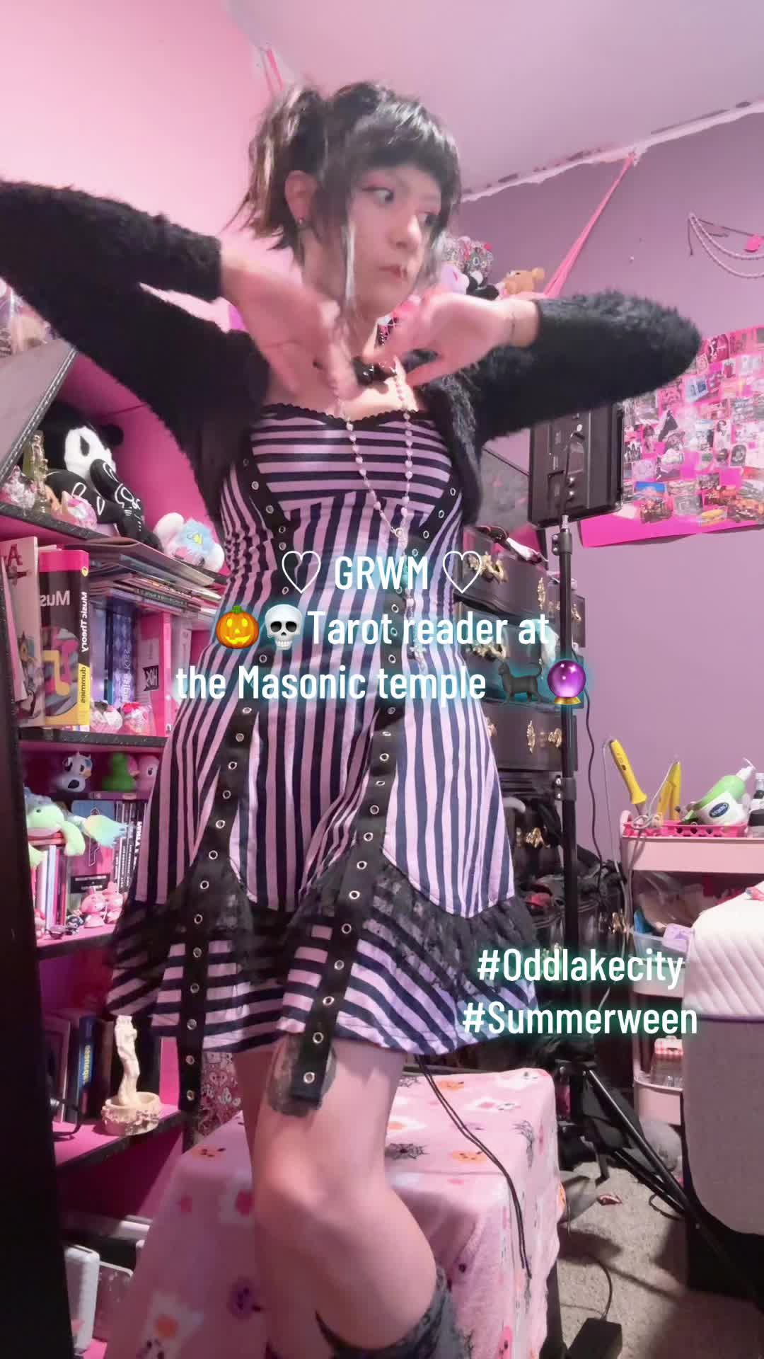 @nadia valentine