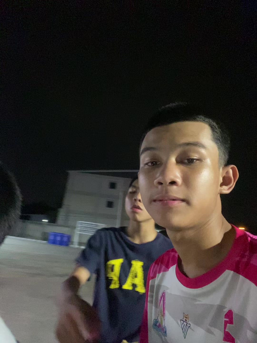 @รัชชานนท์