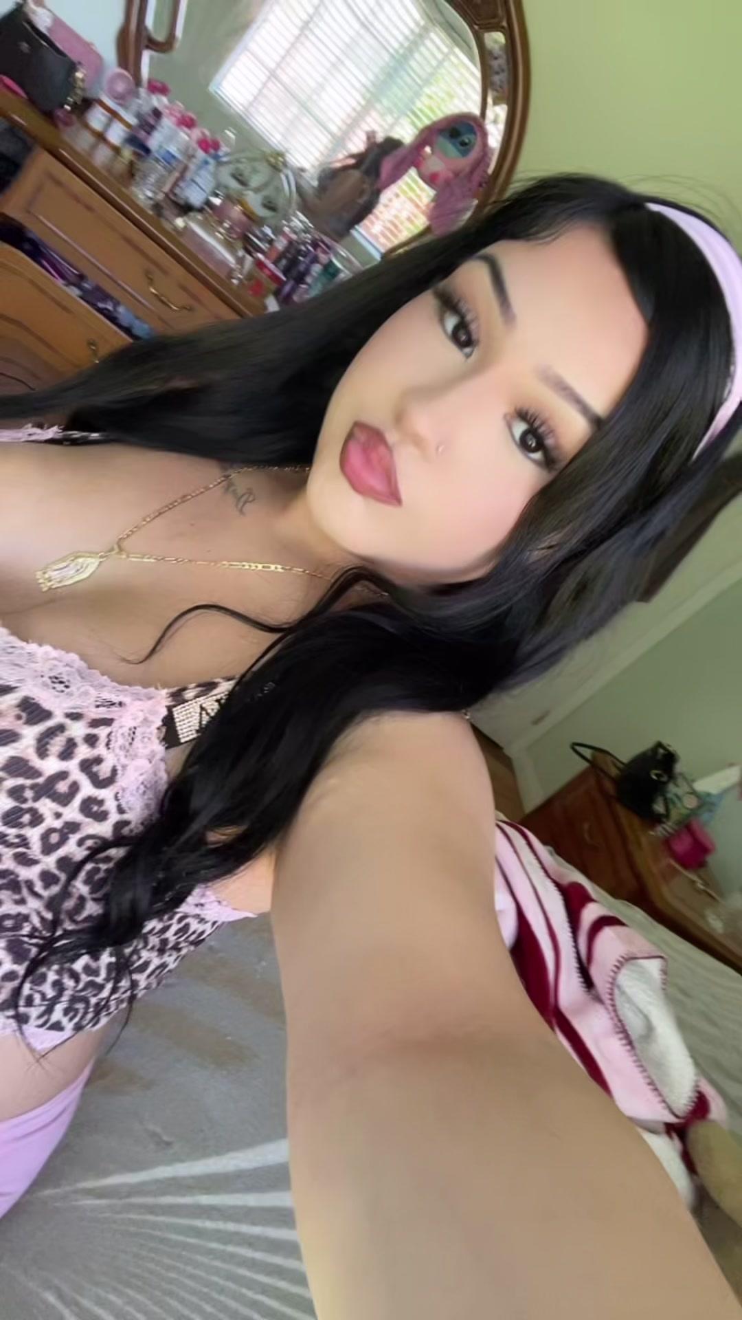 @𝓮𝔁𝓸𝓽𝓲𝓬𝓵𝓪𝓭𝔂 ❦