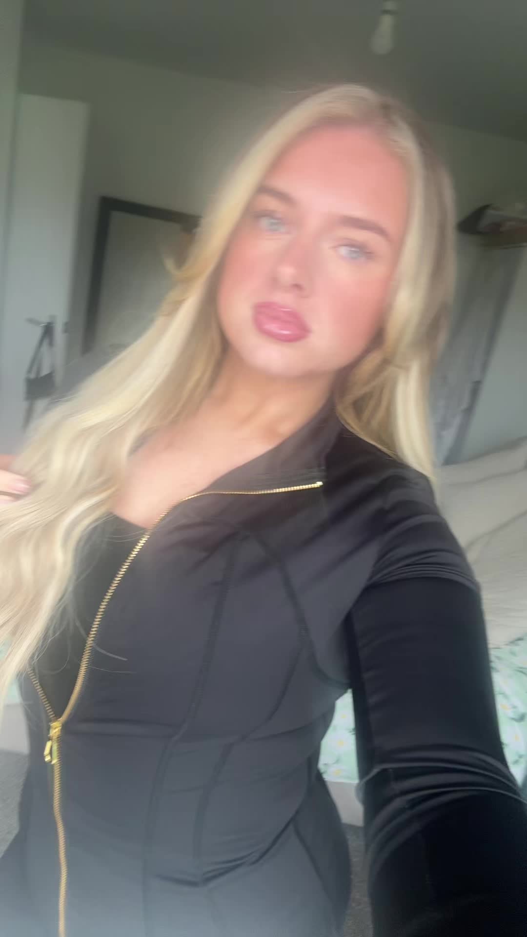 @Samantha ✨🩷