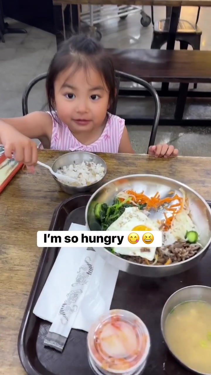@Ellen Ellie 🇺🇸🇰🇭