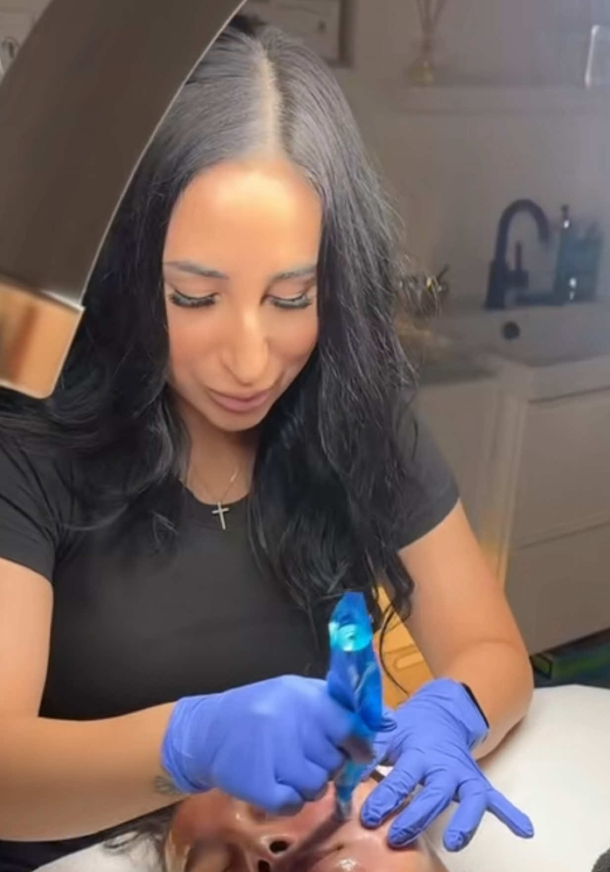 @MavenBeauty_Az
