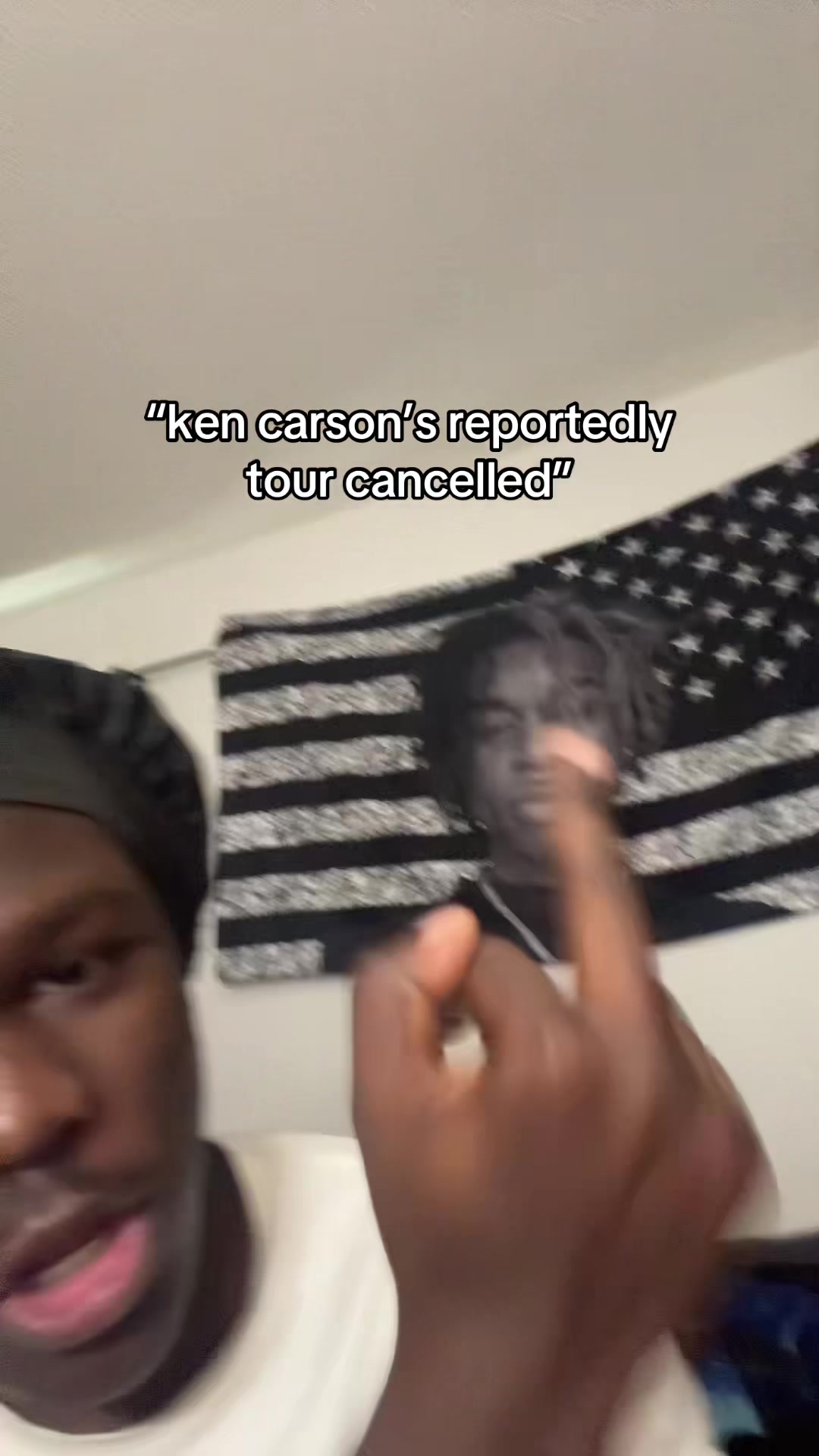 @⃟