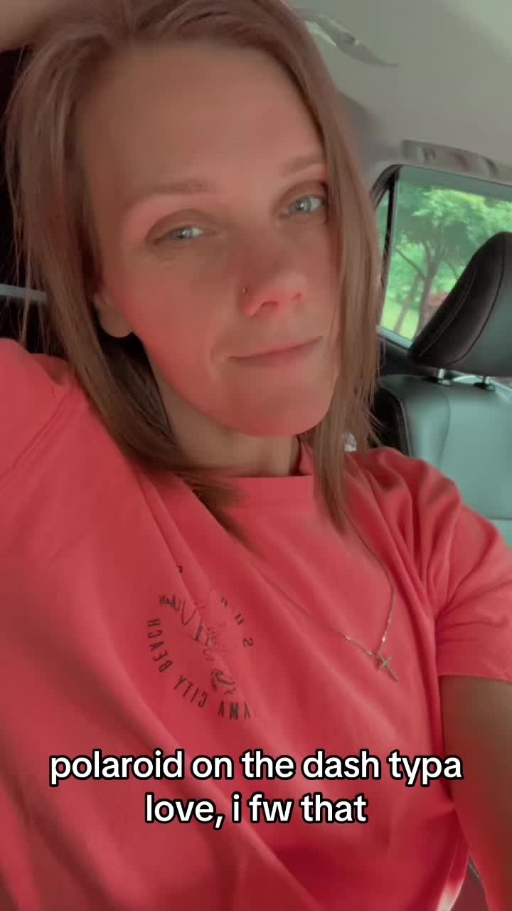 @LaceyNicole
