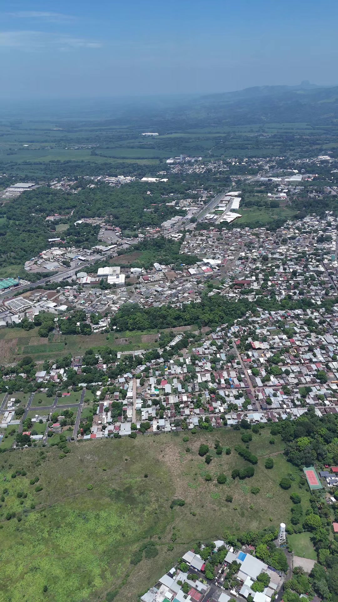 @William Mart&iacute;nez_Bienes Ra&iacute;ces