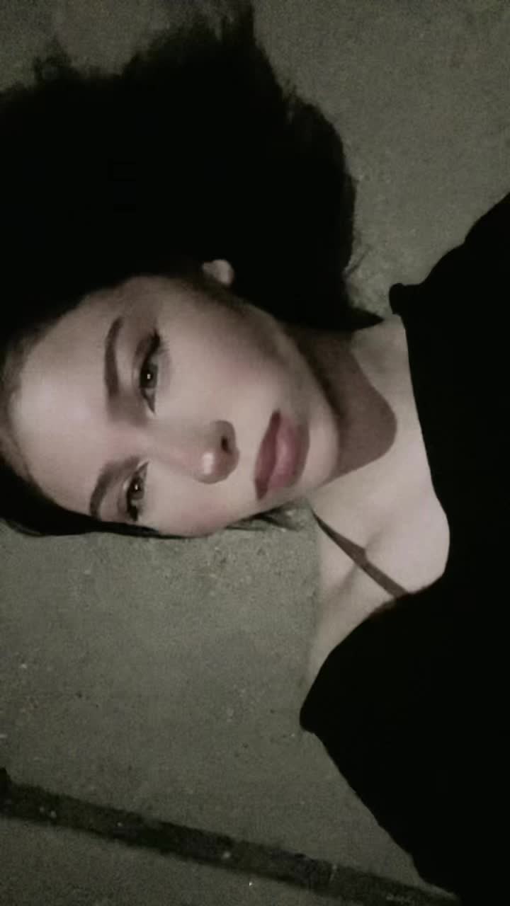 @Julli🪽