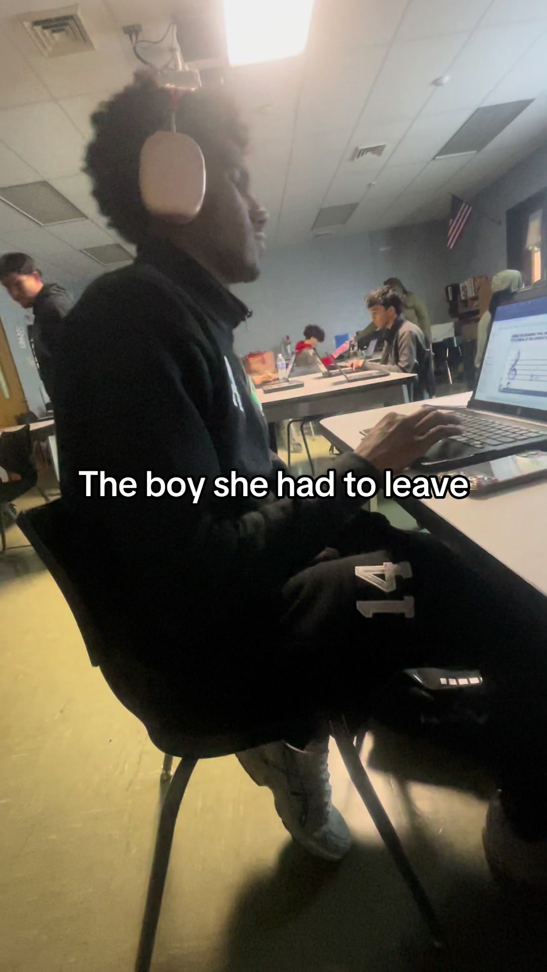 @Mel🌍