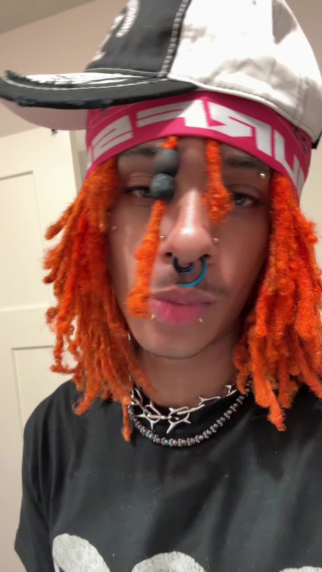 @𖣂♱AK𖣂♰