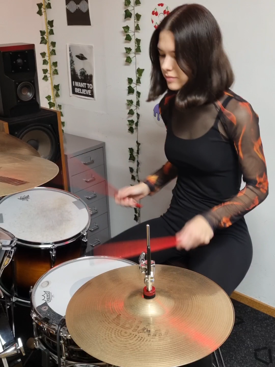 @eva drums🪐