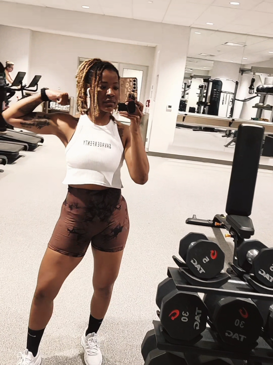 @fit_4monay