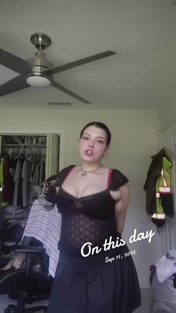 @Zora Estella