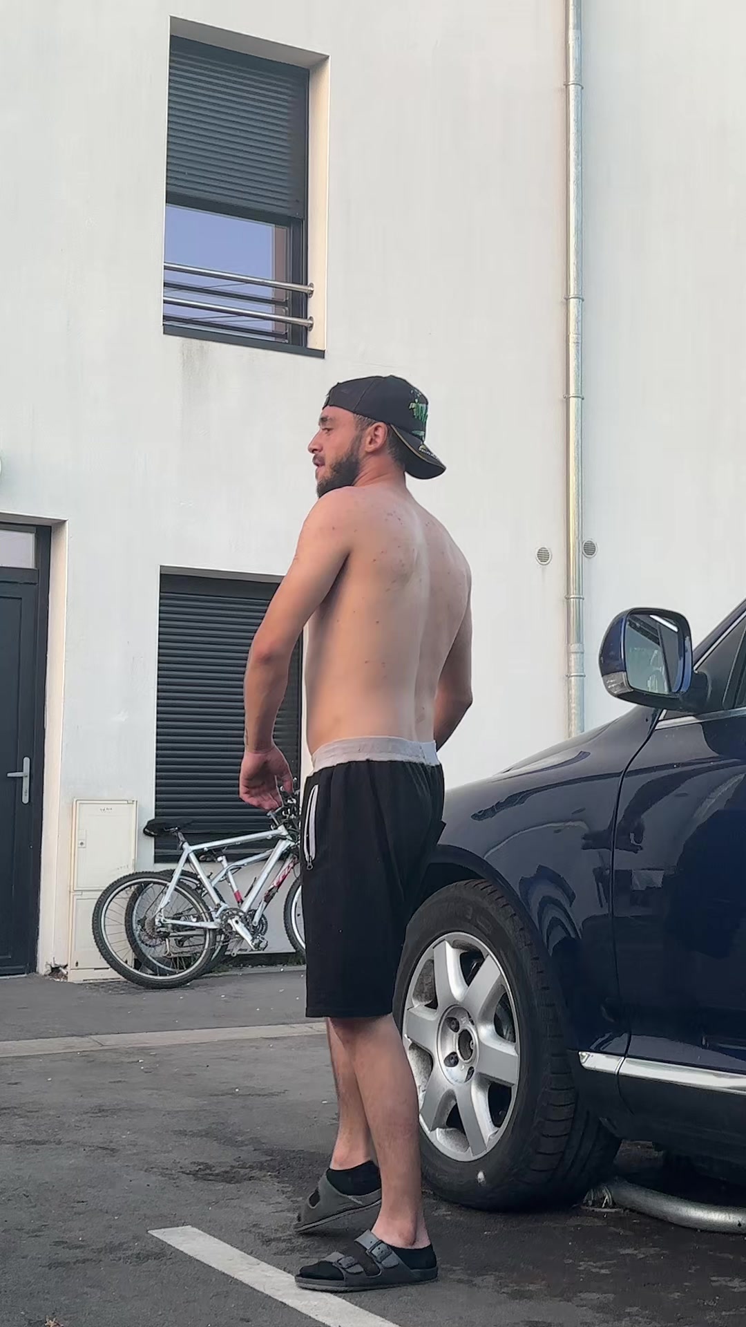 @Sorin zis le M 🦍
