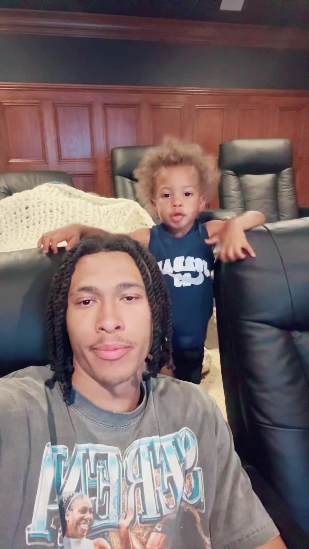 @RJ Hampton 🦄