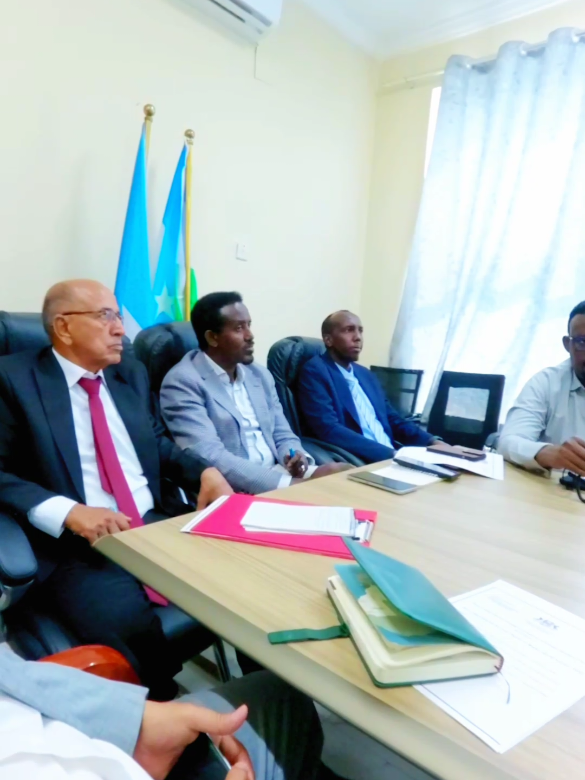 @Hon Abdirizak Xagaa