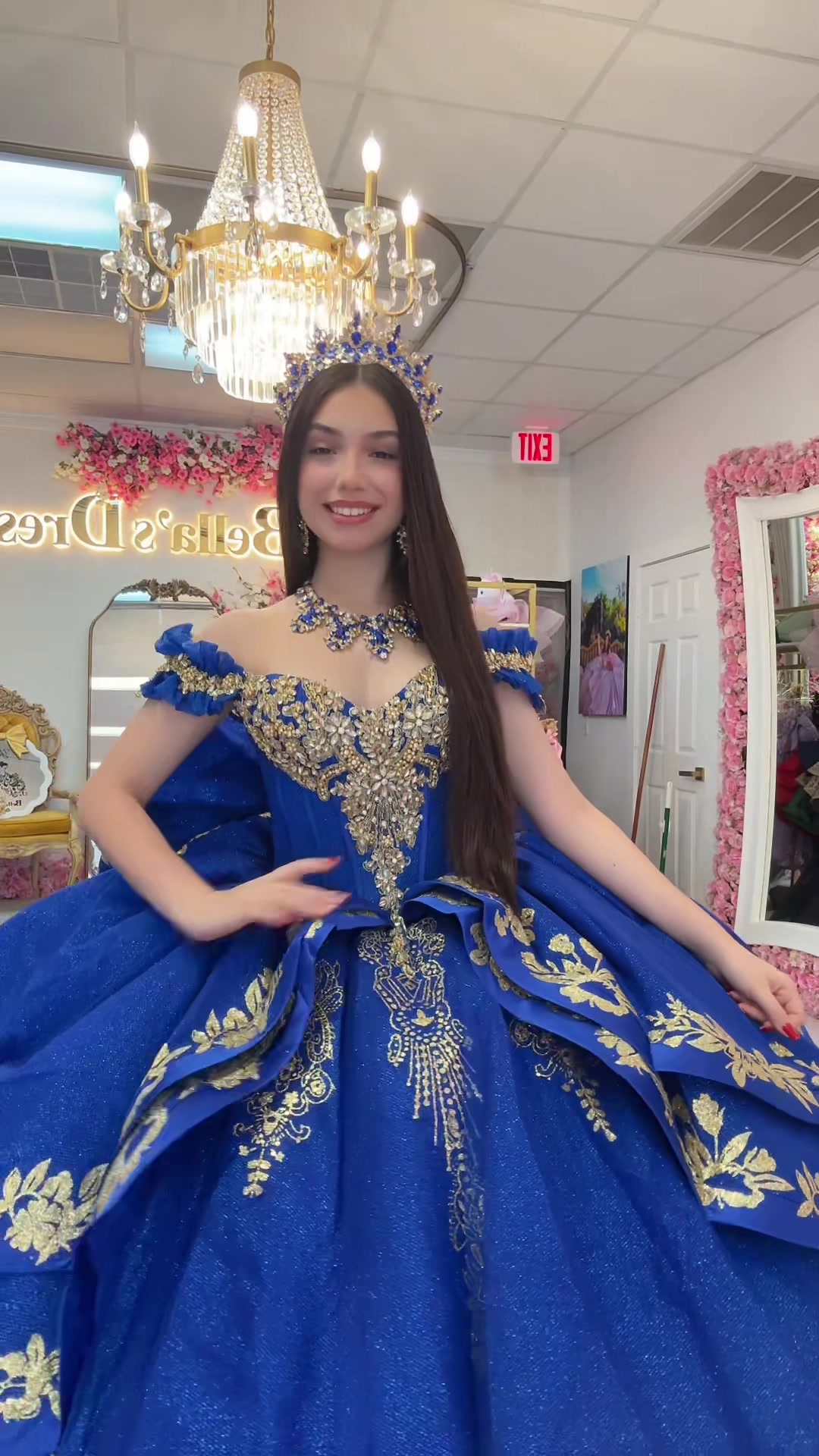 @Bella&rsquo;s Dress Boutique