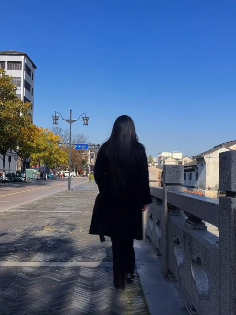 @𝙉𝙞𝙣𝙛𝙖  🦋⃤