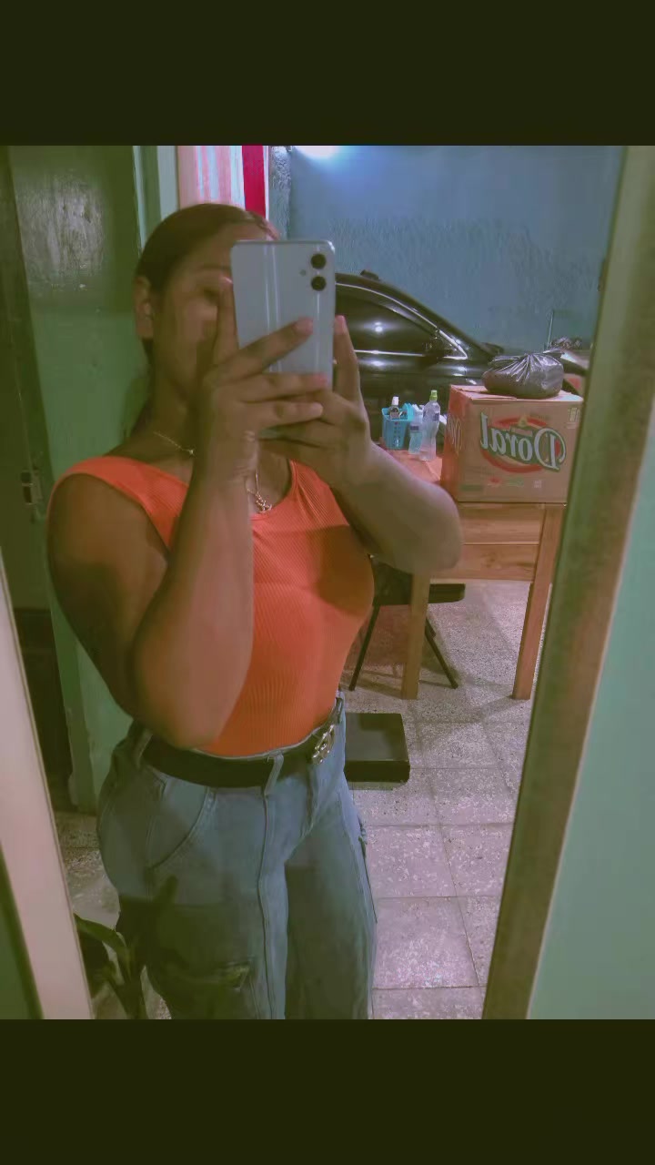 @🍒Daniela Herrera🍒