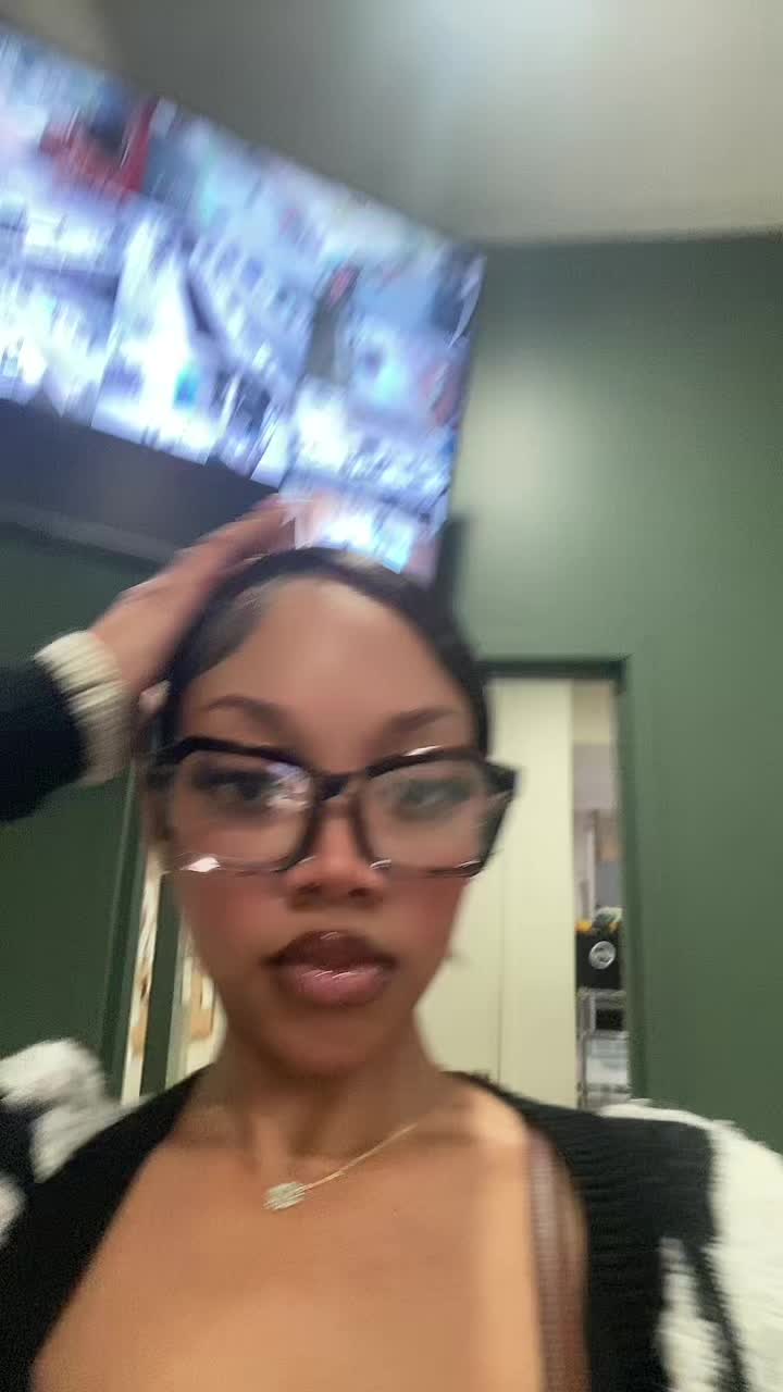 @Chayy_chayy