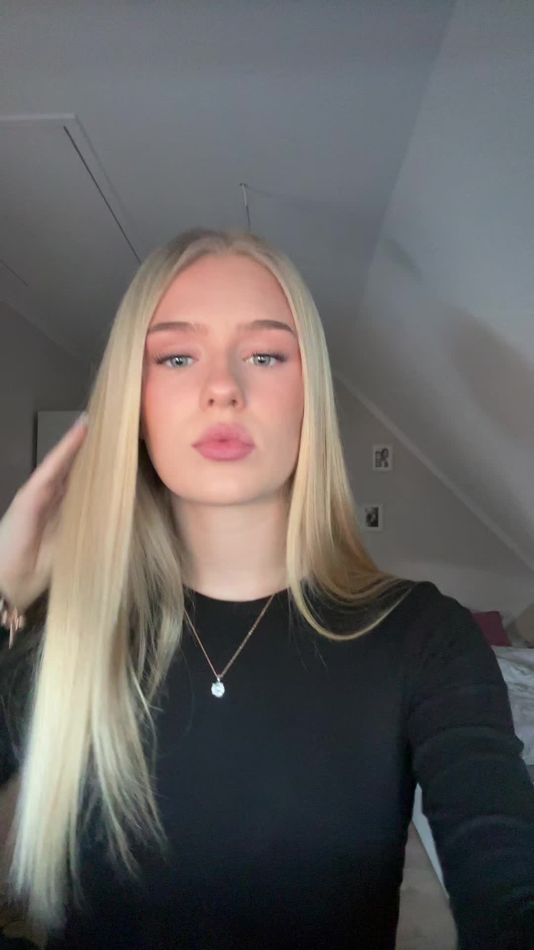 @Lara