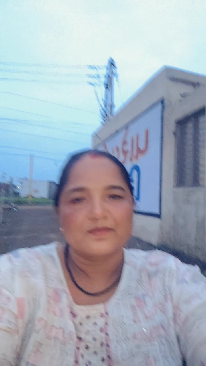 @S..👩&zwj;❤️&zwj;💋&zwj;👨..H