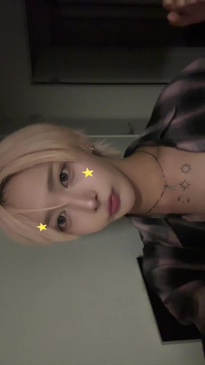 @りと