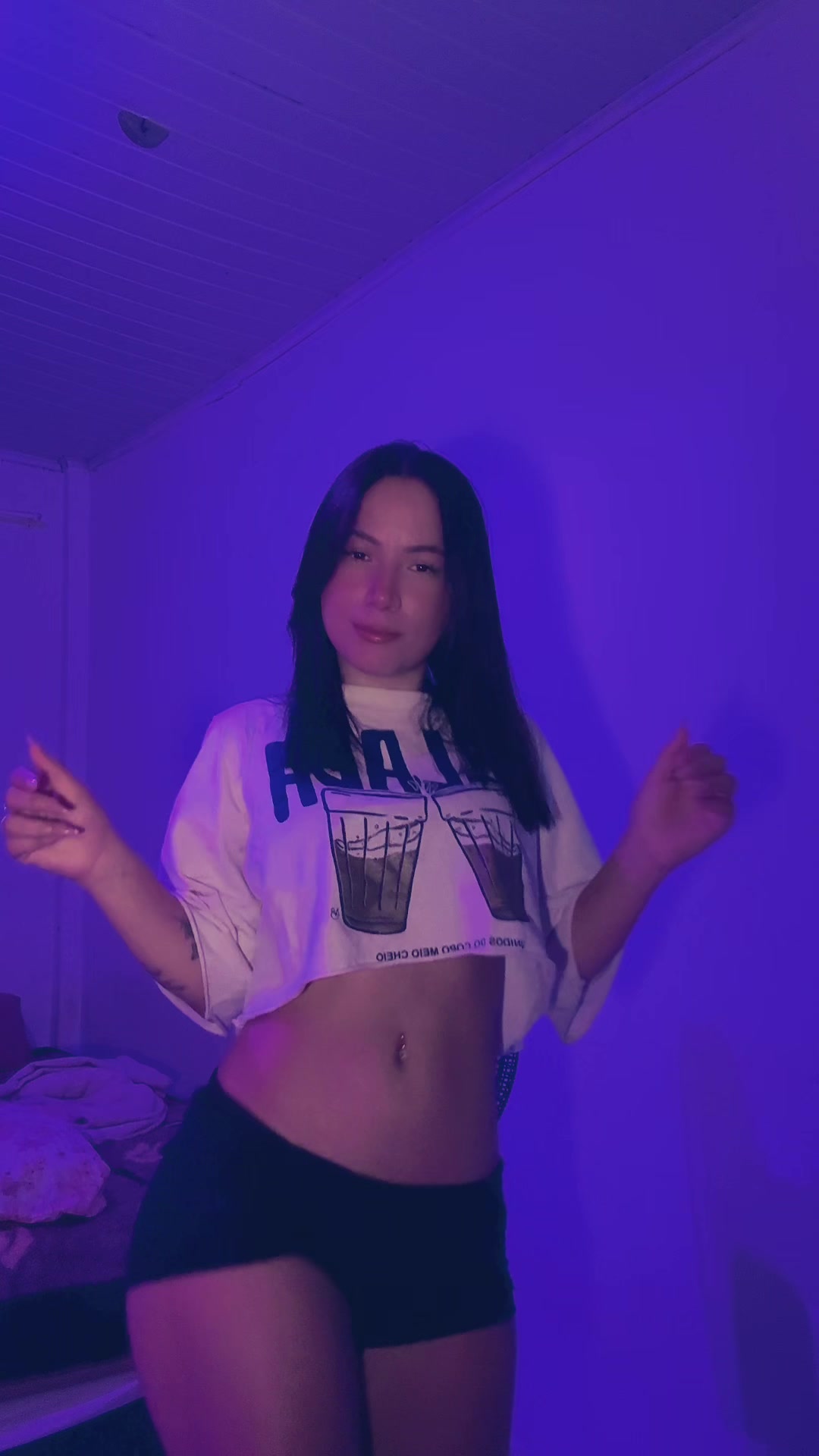 @Nayla0