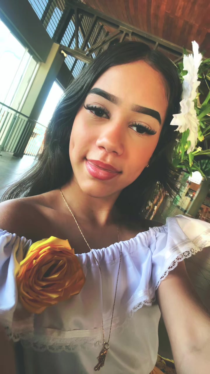 @Lanna.alecrim