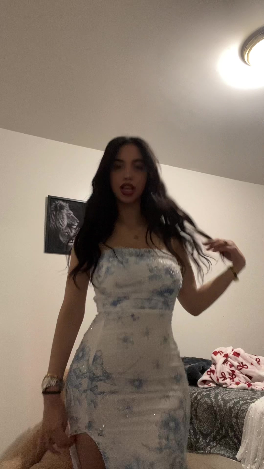 @Riri