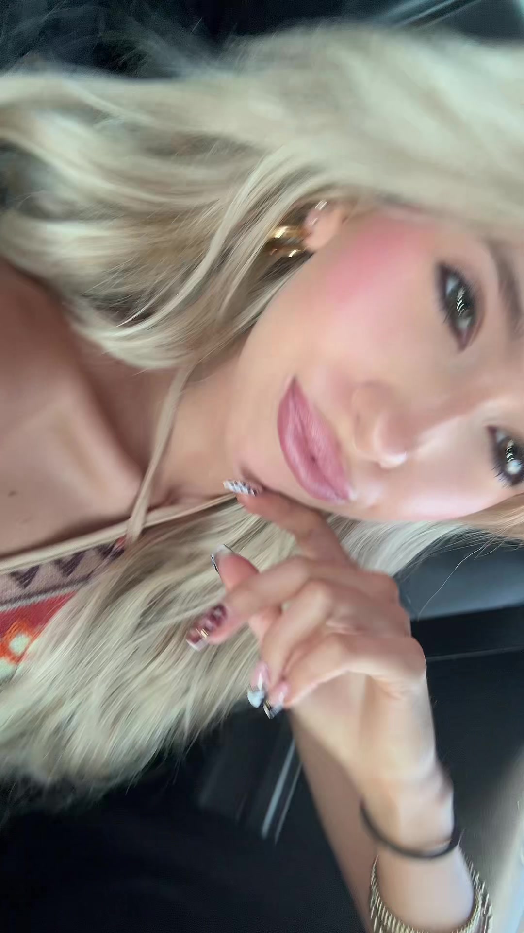 @missbellaseeden