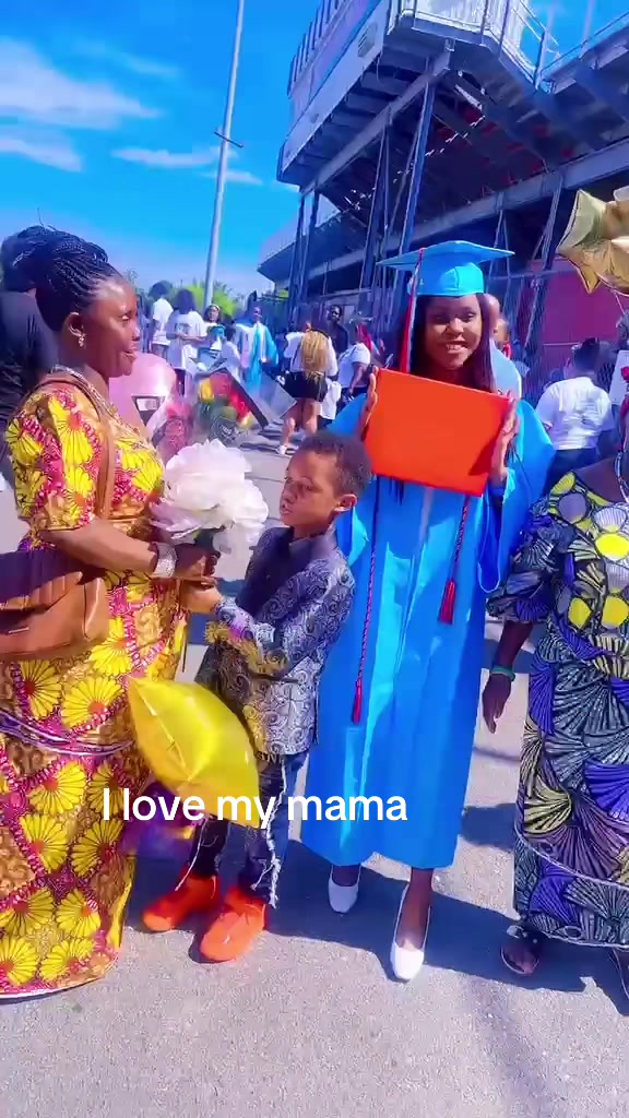@Chantal Ngabusi