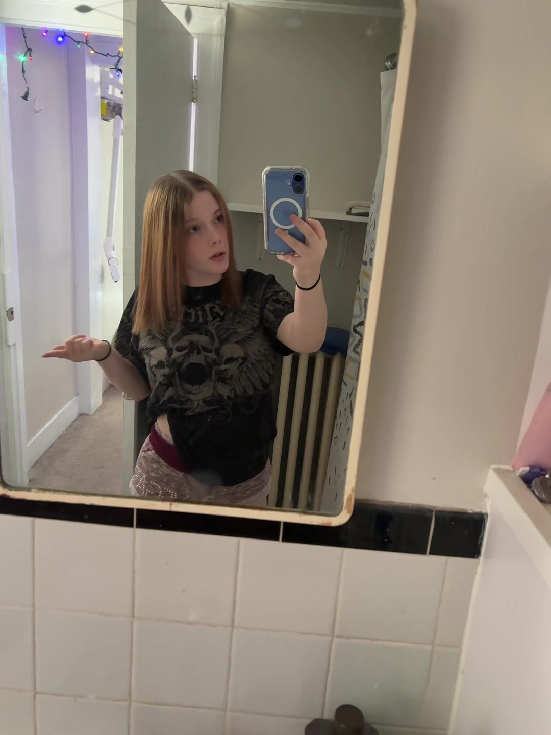 @🤫