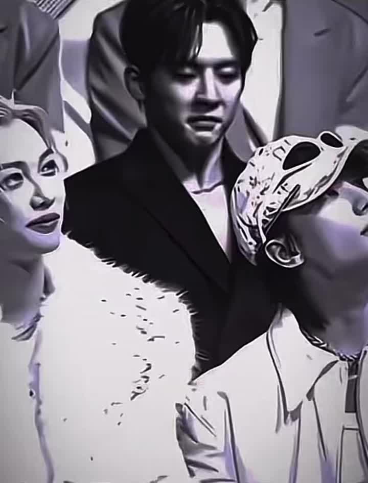 @Hyunlix4ever